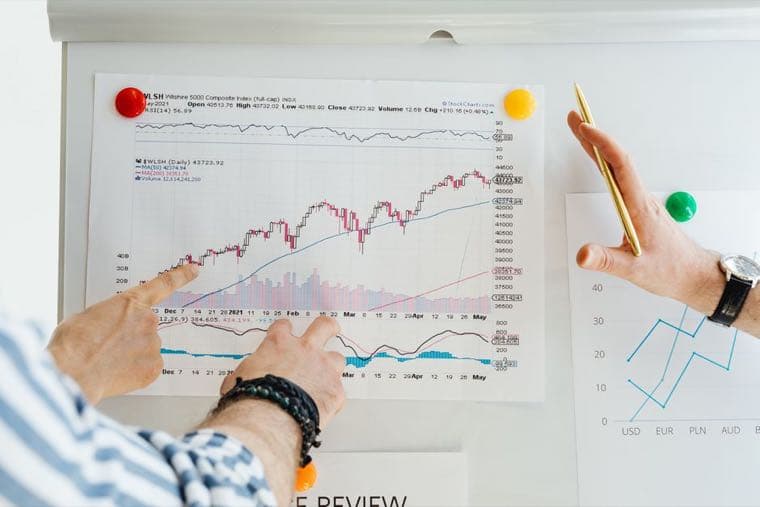Property vs Shares: Which Is the Better Investment in Australia?